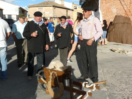 Usos y Costumbres, 2011, (61) Esquiladores y Afilador